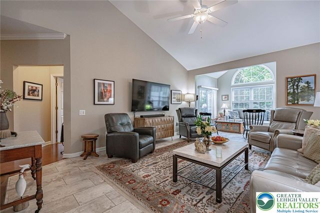 5311 Glory Way, Hanover Twp, PA 18017