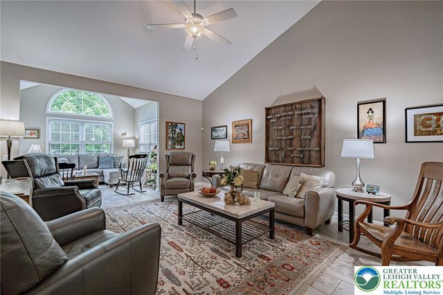 5311 Glory Way, Hanover Twp, PA 18017