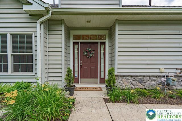 5311 Glory Way, Hanover Twp, PA 18017