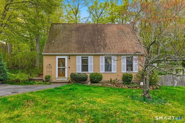 19 Maplewood Drive, East Lyme, CT 06333