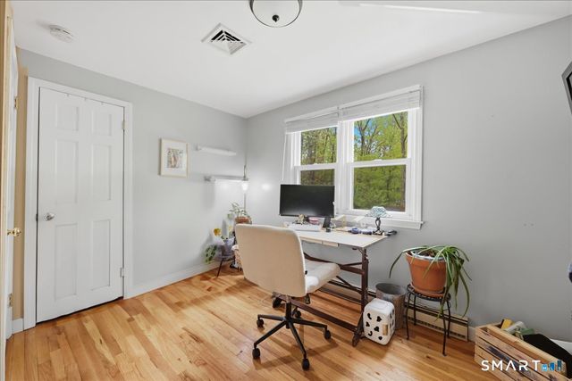 19 Maplewood Drive, East Lyme, CT 06333