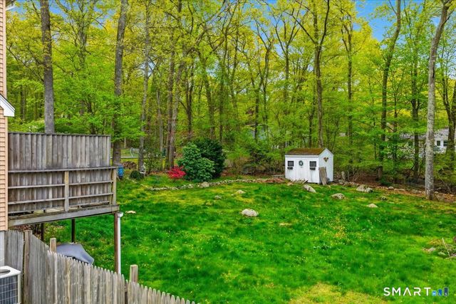 19 Maplewood Drive, East Lyme, CT 06333