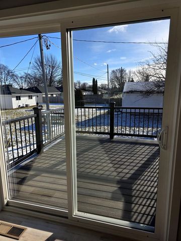 980 BYRD AVENUE, Neenah, WI 54956