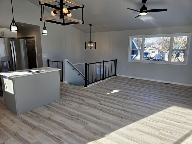 980 BYRD AVENUE, Neenah, WI 54956