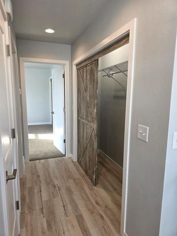 980 BYRD AVENUE, Neenah, WI 54956