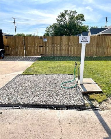 502 SE B Street A, Bentonville, AR 72712