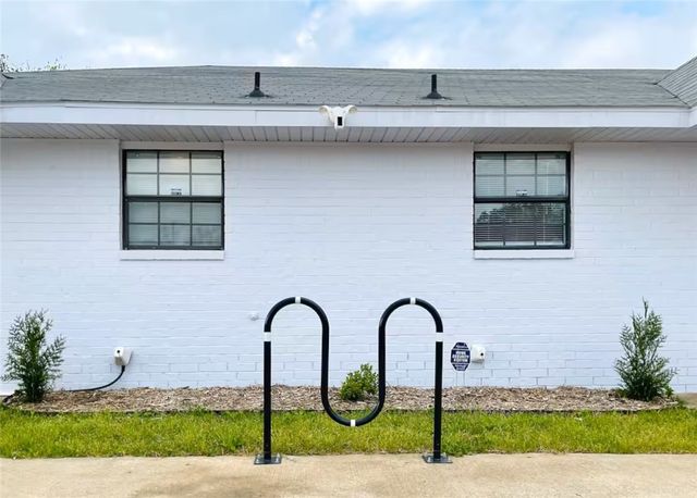 502 SE B Street A, Bentonville, AR 72712