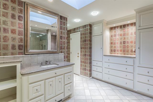 79 Sugar Creek Place, Woodway, TX 76712