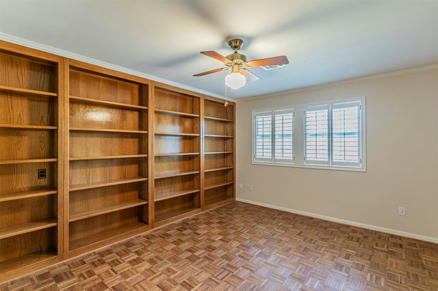 79 Sugar Creek Place, Woodway, TX 76712