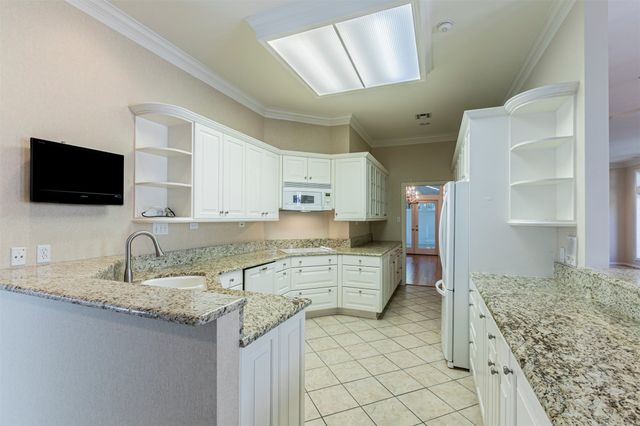 79 Sugar Creek Place, Woodway, TX 76712