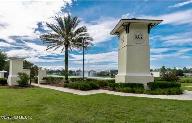65183 FOREST GLEN Lane, Yulee, FL 32097