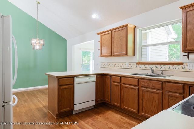 5730 Cartago Drive, Lansing, MI 48911