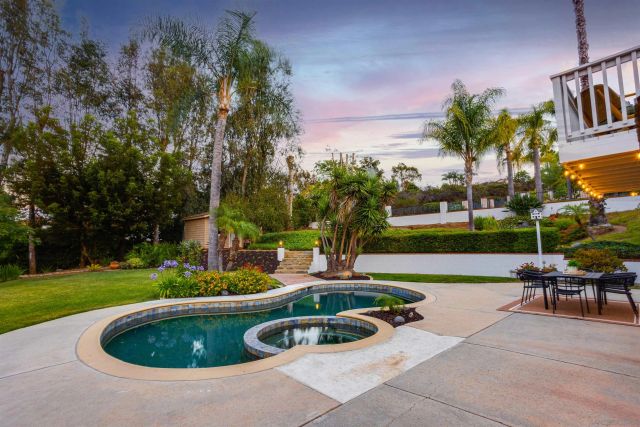 3326 Avenida Sierra, Escondido, CA 92029