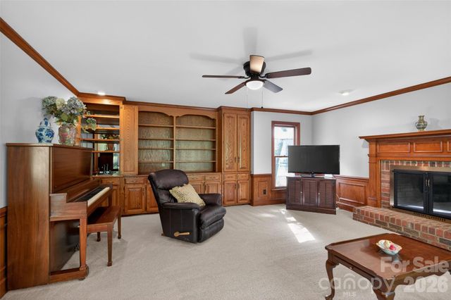 1507 Dennbriar Drive NW, Concord, NC 28027