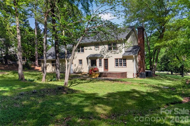 1507 Dennbriar Drive NW, Concord, NC 28027