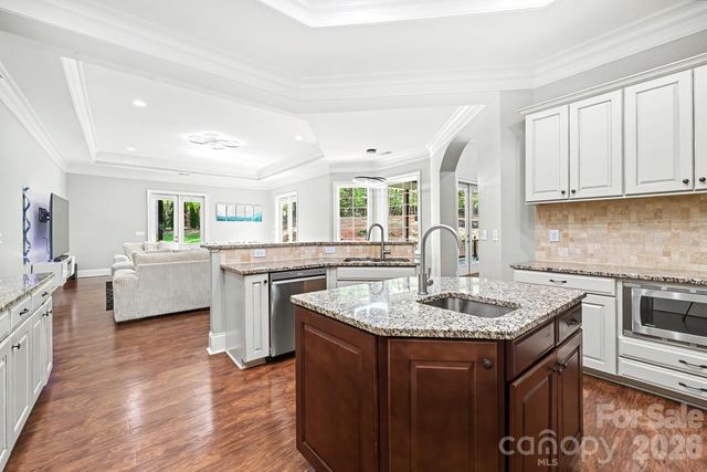 7575 Cottonwood Drive, Denver, NC 28037