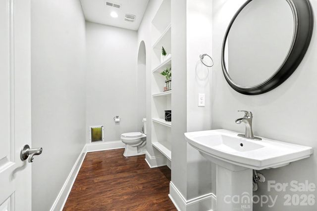 7575 Cottonwood Drive, Denver, NC 28037