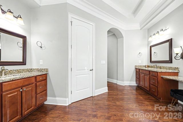 7575 Cottonwood Drive, Denver, NC 28037