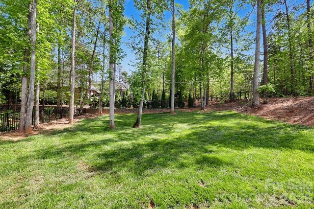 7575 Cottonwood Drive, Denver, NC 28037