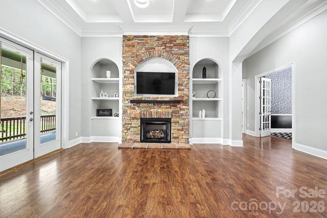 7575 Cottonwood Drive, Denver, NC 28037