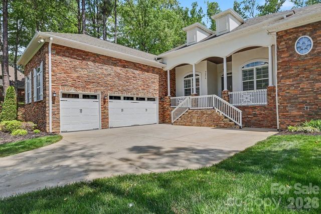 7575 Cottonwood Drive, Denver, NC 28037