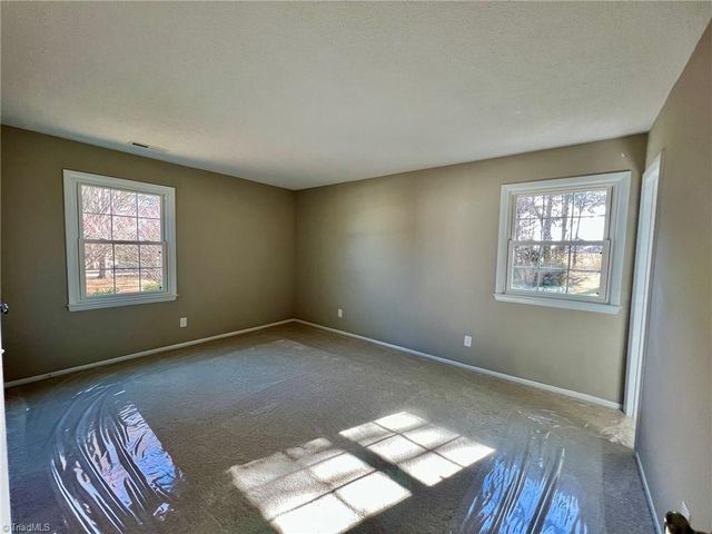 1783 Ryefield Court, Kernersville, NC 27284