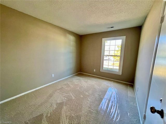 1783 Ryefield Court, Kernersville, NC 27284