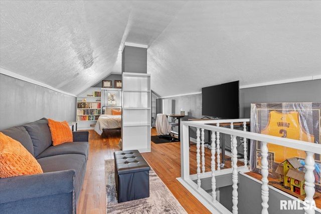 1531 W MONROE Street, Springfield, IL 62704