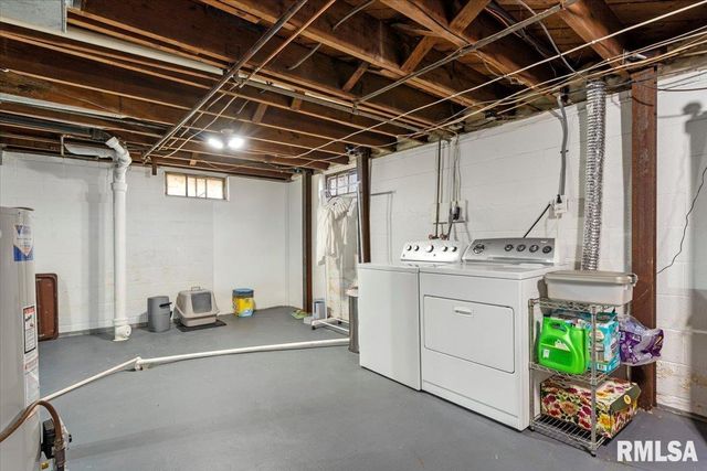 1531 W MONROE Street, Springfield, IL 62704