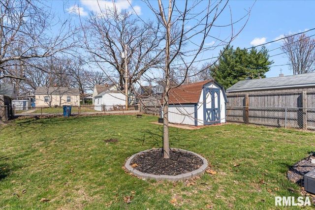 1531 W MONROE Street, Springfield, IL 62704