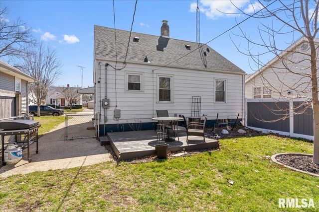 1531 W MONROE Street, Springfield, IL 62704