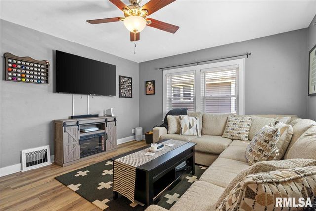 1531 W MONROE Street, Springfield, IL 62704