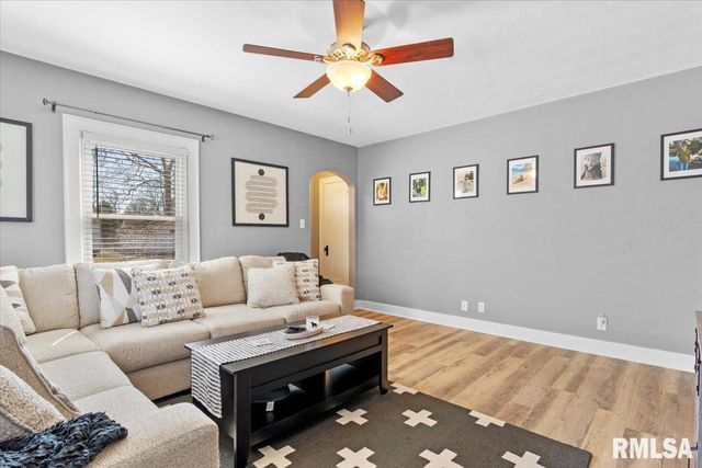 1531 W MONROE Street, Springfield, IL 62704