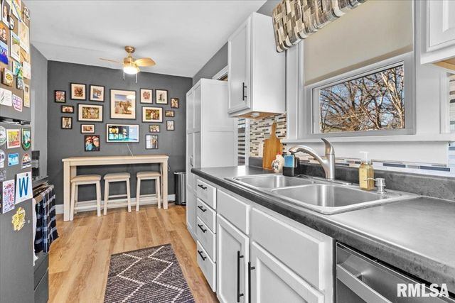 1531 W MONROE Street, Springfield, IL 62704