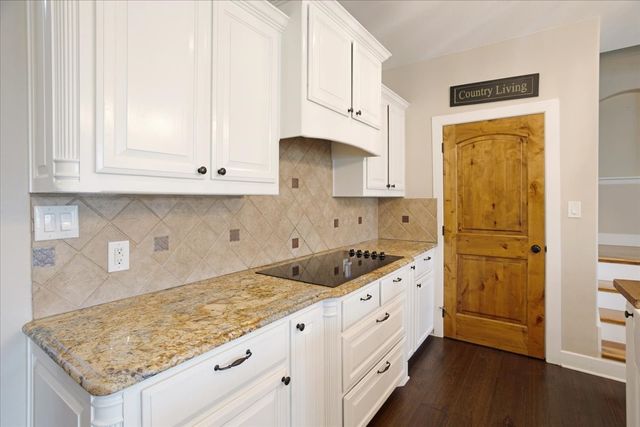 16900 County Road 706, Leonard, TX 75452