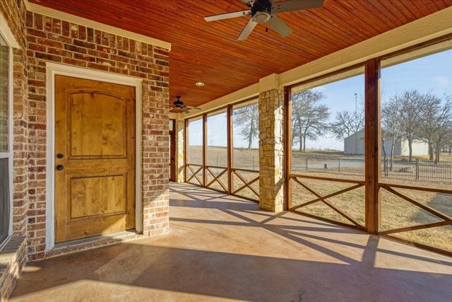 16900 County Road 706, Leonard, TX 75452