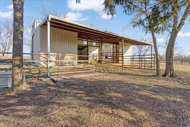 16900 County Road 706, Leonard, TX 75452