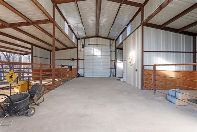 16900 County Road 706, Leonard, TX 75452