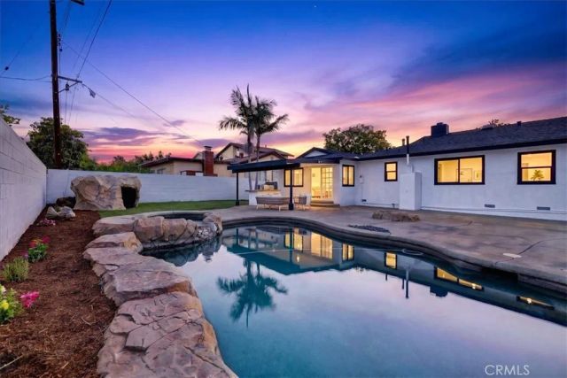 592 N Milford, Orange, CA 92867