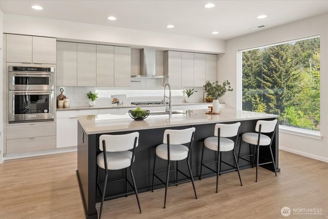 8586 121st Place SE, Newcastle, WA 98056
