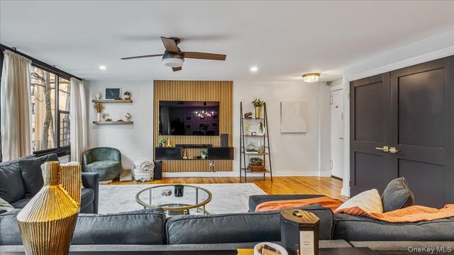 10-24 166th Street 3A, Beechhurst, NY 11357