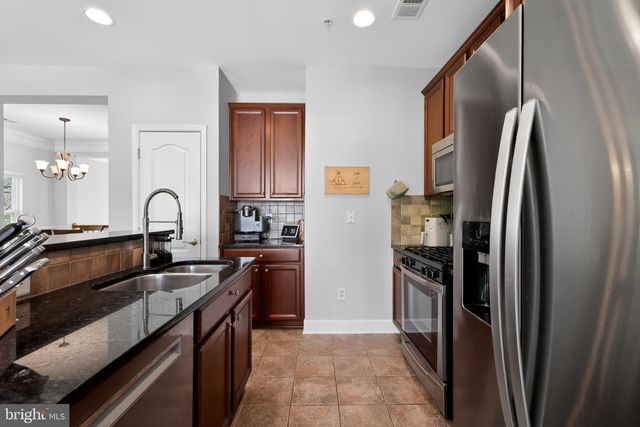 19417 DOVER CLIFFS CIR, Germantown, MD 20874