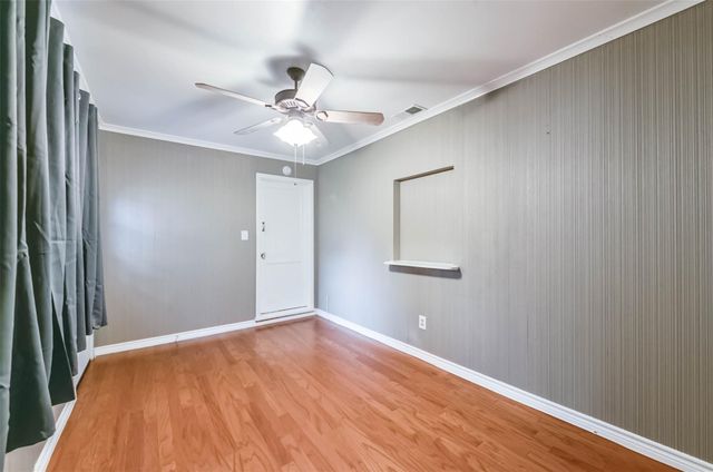 4615 Braeburn Drive, Bellaire, TX 77401