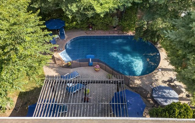 15 Ulster Drive, Jericho, NY 11753