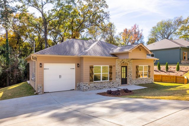 1229 30th Street, Phenix City, AL 36867