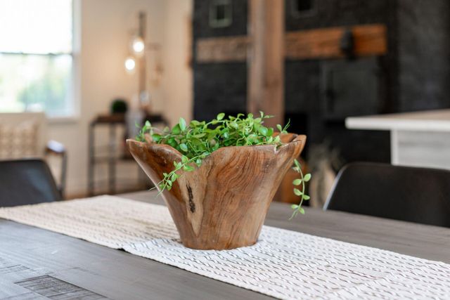 7025 Iris Drive, Grove City, OH 43123