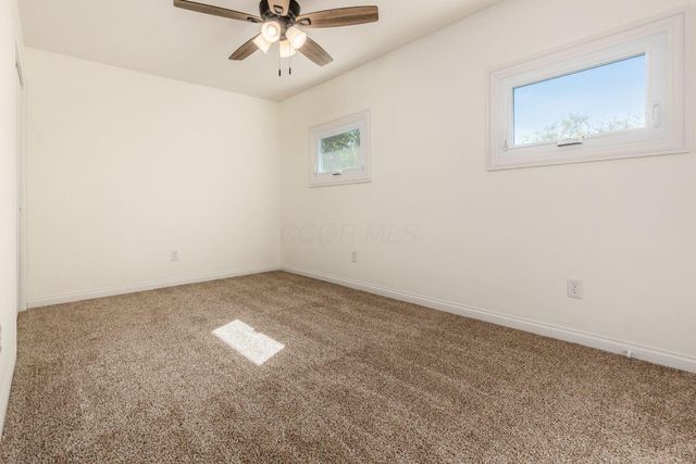 7025 Iris Drive, Grove City, OH 43123