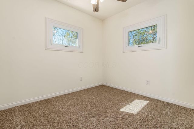 7025 Iris Drive, Grove City, OH 43123