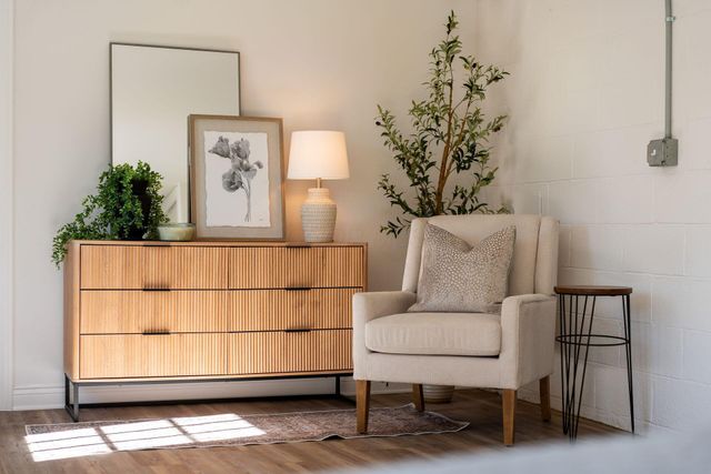 7025 Iris Drive, Grove City, OH 43123