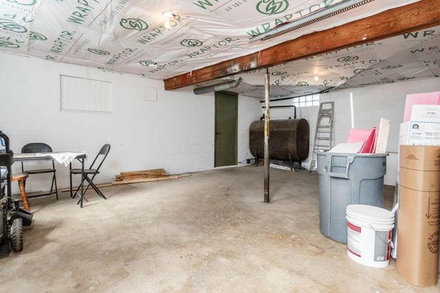 7025 Iris Drive, Grove City, OH 43123